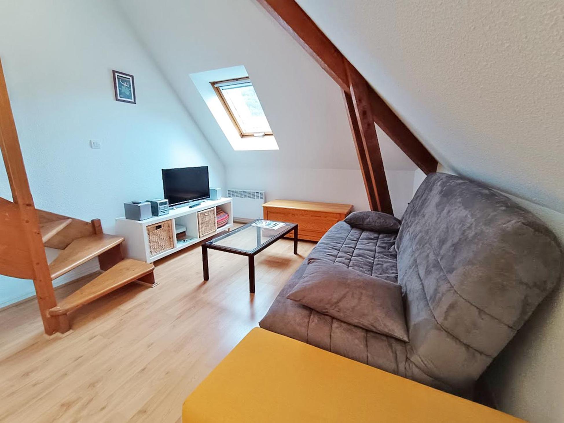 Апартаменты Chez Charlotte, T3 Duplex, Vue Montagne, Parking Gratuit, Ascenseur, 4 Personnes Bagneres-de-Luchon Экстерьер фото